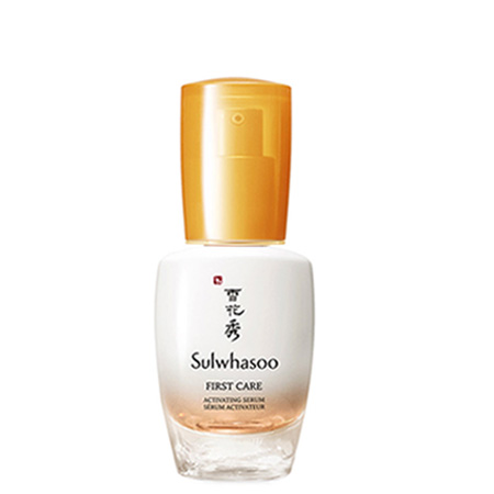 Sulwhasoo First Care Activating Serum 8 ml New JAUM ActivatorTM Sulwhasoo “First Care Activating Serum” ทีสุดแห่งเซรั่มกับการเปลี่ยนแปลงครั้งใหญ่ของ First Care Activating Serum รุ่นที่ 5 สู่ปีที่ 23 แห่งการค้นคว้า ผนวกกับที่สุดแห่งเทคโนโลยี JAUM Activator™ มอบผลลัพธ์อันทรงอานุภาพที่มากกว่าทุกรุ่นที่ผ่านมา First Care Activating Serum ขั้นตอนแรกที่ช่วยเสริมอานุภาพขีดความสามารถในการปรนนิบัติผิว พร้อมการดูแลลดเลือนริ้วรอยแรกเริ่มอันเป็นเอกลักษณ์ของแบรนด์โซลวาซู สู่การฟื้นฟูผิวให้มีสุขภาพดีในทุกๆวัน